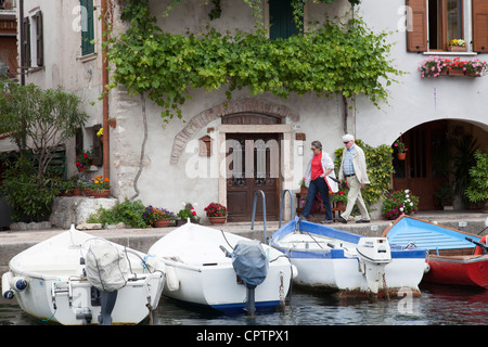 Kleiner Hafen in Cassone Malcesine See Gardasee Lago di Garda-Italien-Italia Stockfoto