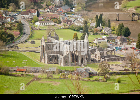 Tintern Abbey Wye Valley Wales UK von des Teufels Kanzel Stockfoto