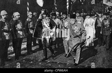 Karl, I., 17.8.1887 - 1.4.1922, Kaiser von Österreich 21.11.1916 - 11.11.1918, Staatsbesuch in der Türkei, mit Sultan Mehmed V. Reshad, Istanbul, 1915, Stockfoto