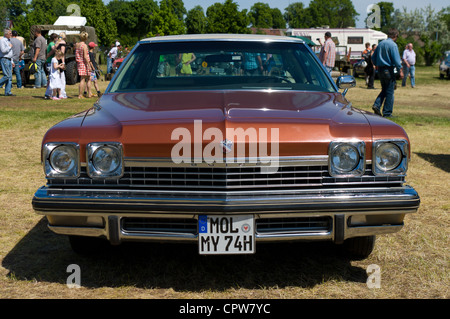 PAAREN IM GLIEN, Deutschland - Mai 26: Auto Buick LeSabre, "Die Oldtimer Show" im MAFZ, 26. Mai 2012 in Paaren Im Glien, Deutschland Stockfoto