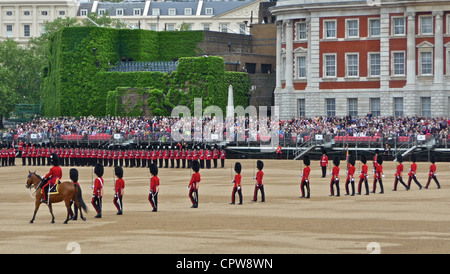 Trooping die Farbe 2. Juni 2012 - der Generalmajor Review bei Horseguards Parade in London. Stockfoto