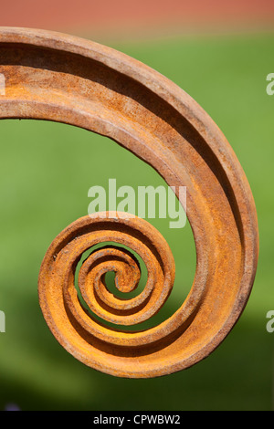 Spirale verzierten Stahl Skulptur, England, UK Stockfoto