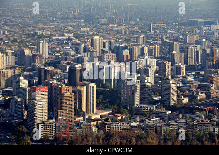 Panoramablick auf Santiago Centro von Cerro San Cristobal Chile Stockfoto