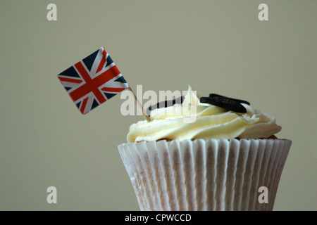 Festliche Cupcake mit britischer Flagge Stockfoto