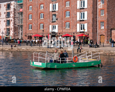Butt-Fähre-Passagier-Fähre auf Fluß Exe, Exeter Devon UK Stockfoto