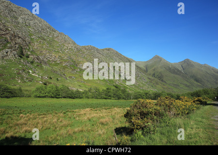 Die fünf Schwestern von Kintail an Glen Shiel in den Highlands von Schottland Stockfoto