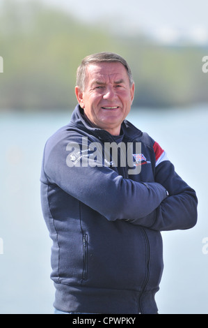 Jurgen Grobler OBE, der Coach am Pinsent Redgrave Rudern See rudern GB lesen. Stockfoto