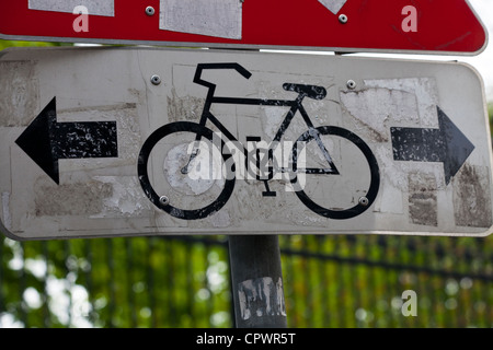 Ein Zyklus Pfadrichtung unterzeichnen in Wien Stockfoto