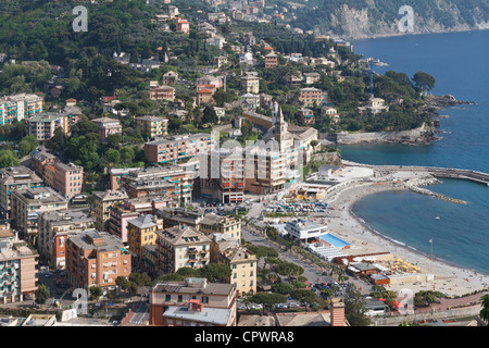 Luftaufnahme von Recco, kleine Stadt in Ligurien, Italien Stockfoto