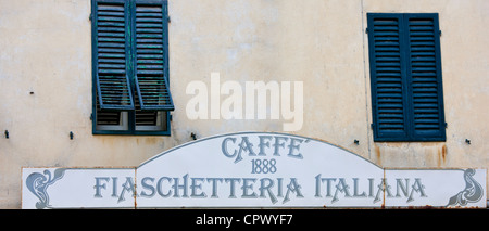 Restaurant und bar Caffe 1888 Fiaschetteria Italiana in Piazza del Popolo, Montalcino, Val d ' Orcia, Toskana, Italien Stockfoto