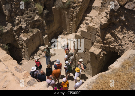 Touristen in Kerak Burg, Jordanien Stockfoto