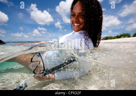 Entspannen im seichten Wasser Stockfoto