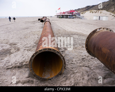 Sand Nachschub an einem niederländischen Nordsee Strand gegen Küstenerosion Stockfoto