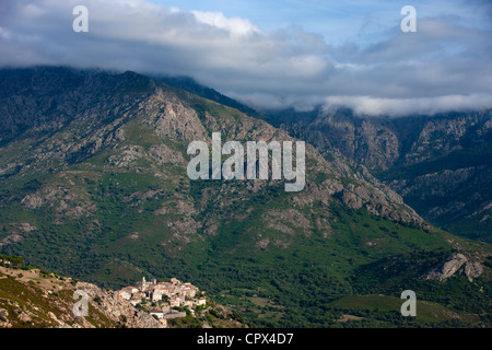 Das Dorf Montemaggiore auf der Route des Artisans, la Balagne, Korsika, Frankreich Stockfoto