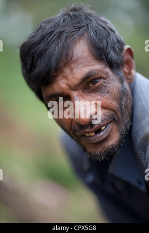 ein Mann in der Nähe von Kandehana, Southern Highlands, Sri Lanka Stockfoto