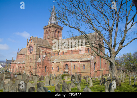 Kirkwall Orkney Islands UK Süden Querschiff St. Magnus Kathedrale 12thc herrlichen Wahrzeichen aus rotem Sandstein gebaut Stockfoto