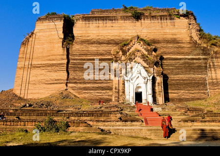 Myanmar Burma Sagaing Division Mingun Mingun Pagode seine Konstruktion begann im Jahre 1790 unter Befehl des Königs Bodawpaya aber war Stockfoto