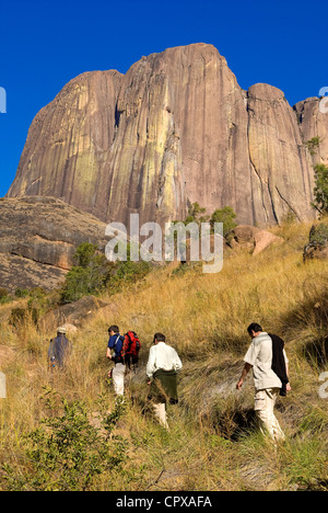 Madagaskar ehemalige Provinz von Fianarantsoa Eastern Highlands wandern in Tsaranoro-Tal Andringitra Moutain Range region Stockfoto