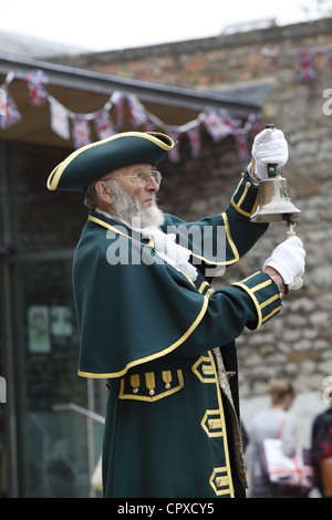 Stadt-Schreiern konkurrieren in einem Nationalwettbewerb der Stadtausrufer feiern Königin Elizabeth II Diamond Jubilee in Oxford Castle, Großbritannien Stockfoto