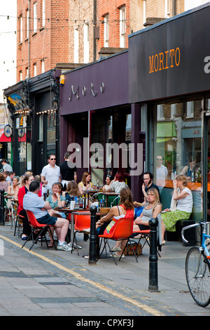 Bars und Restaurants in Exmouth Market, London, Vereinigtes Königreich Stockfoto