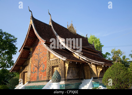 Laos, Luang Prabang als Weltkulturerbe der UNESCO, Wat Xieng Thong Tempel aus dem Jahre 1560 aufgeführt Stockfoto