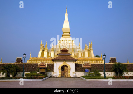 Laos Vientiane Pha, die Luang dieses große Stupa ist Symbol der Souveränität von Laos buddhistische Religion und stellt auch die Stadt Stockfoto