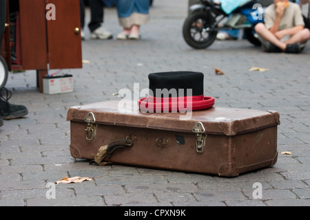 Straßenkünstlern hart bei der Arbeit auf den Straßen von York Stadtzentrum Stockfoto