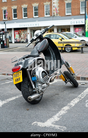 Maßgeschneiderte Vespa-Motorroller Stockfoto