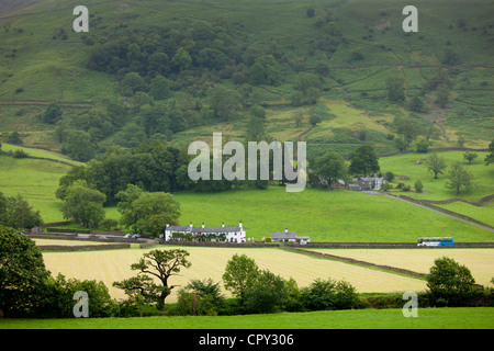 Travellers Rest Pub Hotels und touristischen Trainer in der Nähe von Grasmere in Lake District National Park, Cumbria, England Stockfoto