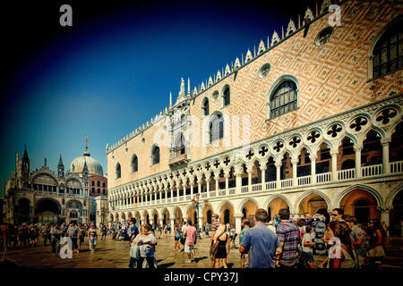 Markusdom und Dogenpalast, Venedig, Italien Stockfoto