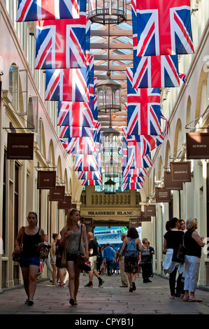 Shopping Arcade, Covent Garden, London, Vereinigtes Königreich Stockfoto