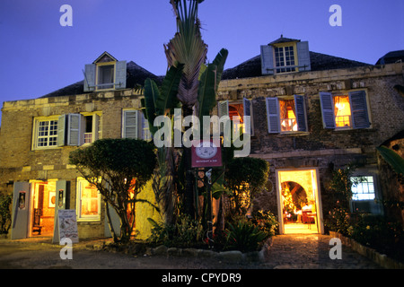 Antigua Barbuda Antigua Insel früher Marine Gebäude zeitweise von Admiral Nelson Kupfer Holz wurde in Hotel umgebaut Stockfoto