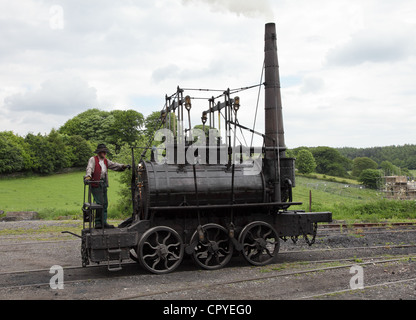 Replikat steam locomotive Steam Elefant auf Pockerly Waggonway, Beamish Museum, North East England, UK Stockfoto