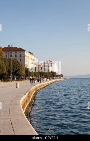 Strandpromenade, Zadar, Kroatien Stockfoto