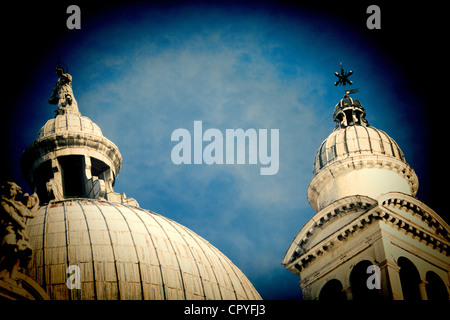 Detail von der Spitze der Kirche La Salute, Venedig, Italien Stockfoto