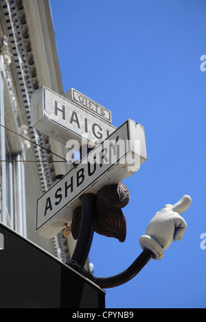 Haight Street, Haight-Ashbury-Viertel, der Haight, San Francisco, California, Vereinigte Staaten von Amerika, Nordamerika Stockfoto