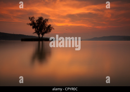 Klausenhorn Punkt in der Nähe von Dingelsdorf bei Sonnenuntergang, Bodensee, Baden-Württemberg, Deutschland, Europa Stockfoto