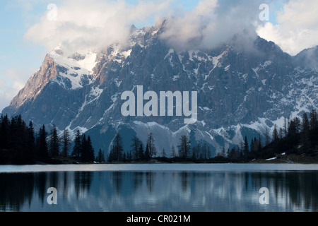 Abend am See Seebensee in Ehrwald, Tirol, Österreich, Europa Stockfoto