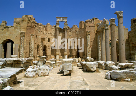 Libyen, Tripolitanien, Al Marqab, römische Stätte von Leptis Magna oder Lepcis Magna, aufgeführt als Weltkulturerbe der UNESCO, der Basilika Stockfoto