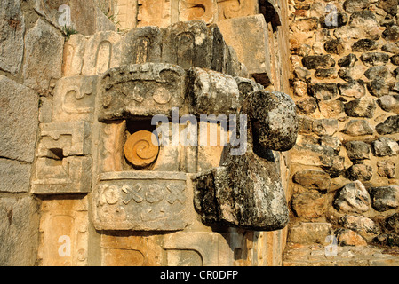 Mexiko Yucatan State archäologische Maya-Stätte von Uxmal Website gelistet als Weltkulturerbe von UNESCO-Maske der Regengott Chaac Mool auf Stockfoto