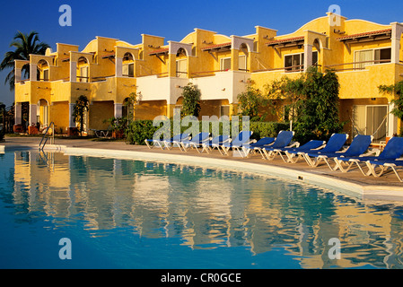 Mexiko, Quintana Roo Zustand, Tulum, Freiheit Paradise Hotel, Schwimmbad Stockfoto