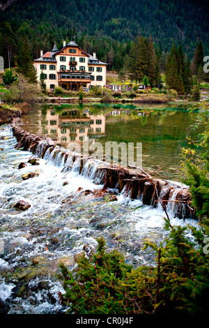 Lago di Dobbiaco, Toblacher See, See in den Dolomiten, Italien, Europa Stockfoto