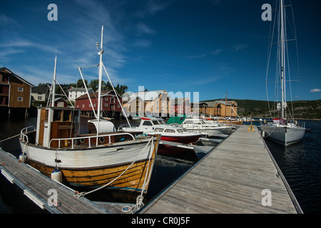 Kleine Boote im Hafen von Råkvåg, Rissa, Sør-Trøndelag, Norwegen Stockfoto