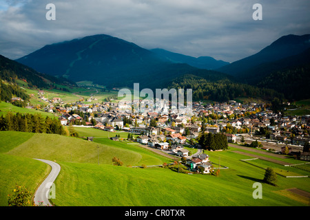 Innichen, Gebiet der Drei Zinnen, Dolomiten, Italien, Europa Stockfoto