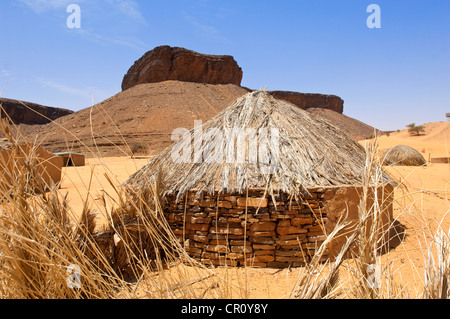 Mauretanien Adrar Region Tafelbergen hausgemachte von Steinen Palm Canyon Dachlandschaft in Bergen von Adrar-Region, in der Nähe der Oase Stockfoto