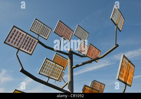 Solar Tree in Solar City, Ulm Wohn-Viertel, Ulm, Baden-Württemberg, Deutschland, Europa Stockfoto