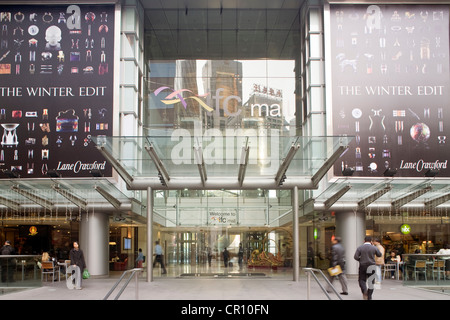 China, Hongkong, Central District, Eingang des kommerziellen Zentrums IFC Mall Stockfoto