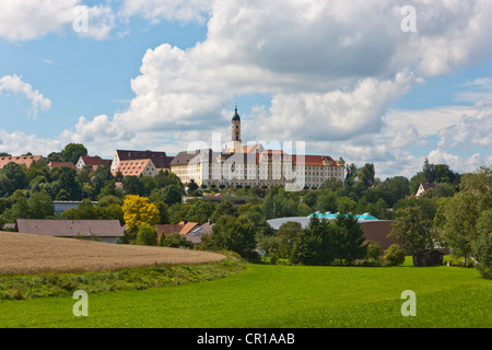 Kloster Ochsenhausen Kloster mit Klosterkirche St. Georg, Ochsenhausen, Landkreis Biberach, Oberschwaben Stockfoto