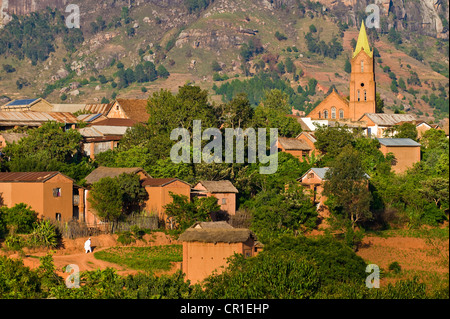Zentrales Hochland, ehemalige Provinz von Fianarantsoa, Madagaskar, Haute Matsiatra Region, Soatanana Dorf wo der Christ Stockfoto