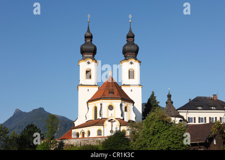 Pfarrkirche der Präsentation unseres Herrn Jesus Christus im Tempel oder Lichtmess, Aschau im Chiemgau, Oberbayern Stockfoto